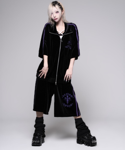REFLEM(レフレム)の「『REFLEM/レフレム』クロス刺繍ベロアハーフパンツ(その他パンツ・レディース・ブラック×パープル/レオパード/ブラック×ピンク/ブラック×ホワイト・FREE)」の12枚目の写真