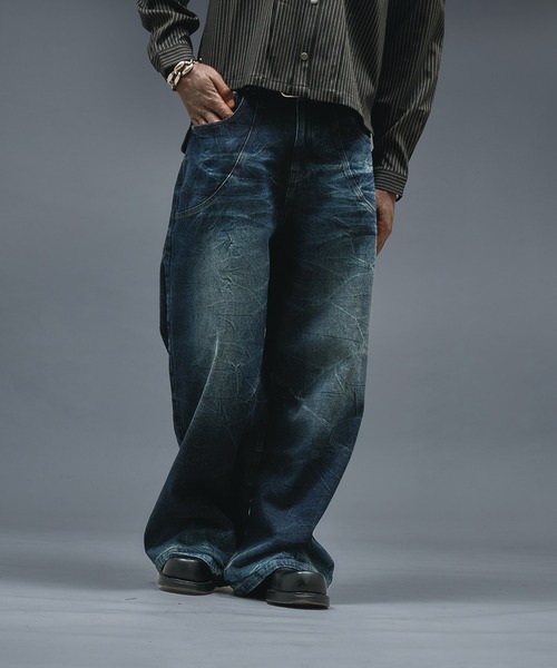 ANDER HUNK(アンダーハンク)の「Crack Overdyed Wide Flare Denim / クラックオーバーダイワイドフレアデニム(デニムパンツ・メンズ・ライトインディゴブルー/ブラック・LARGE/MEDIUM/SMALL)」の12枚目の写真