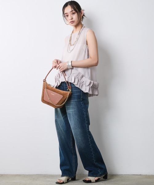 CHIC STYLE(シックスタイル)の「裾フリルシアーノースリーブブラウス<大きいサイズ有>シックスタイル(シャツ/ブラウス・レディース・ライトベージュ/ブラック・5L/4L/3L/LL/L/M)」の13枚目の写真