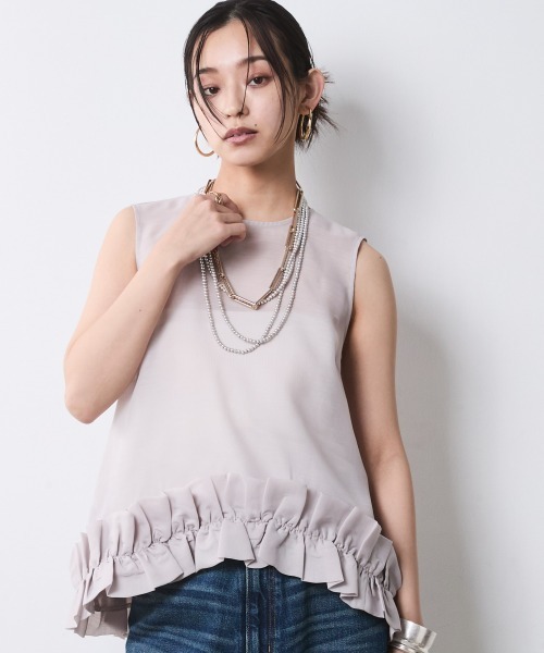 CHIC STYLE(シックスタイル)の「裾フリルシアーノースリーブブラウス<大きいサイズ有>シックスタイル(シャツ/ブラウス・レディース・ライトベージュ/ブラック・5L/4L/3L/LL/L/M)」の9枚目の写真