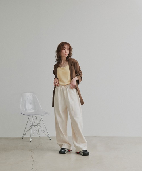 ad thie（アドティエ）の「スウェット ワイド カーブパンツ（スウェットパンツ・レディース・オートミール/チャコール/ブラック/アイボリー/ブラウン・MEDIUM/LARGE）」の7枚目の写真
