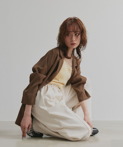 ad thie（アドティエ）の「スウェット ワイド カーブパンツ（スウェットパンツ・レディース・オートミール/チャコール/ブラック/アイボリー/ブラウン・MEDIUM/LARGE）」の11枚目の写真