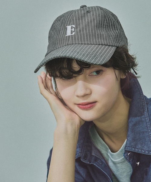 LAKOLE(ラコレ)の「ロゴストライプキャップ / 640294(キャップ・レディース・ライトブルー/オフホワイト/チャコール・FREE)」の2枚目の写真