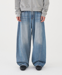 BASEMOMENT（ベースモーメント）の「ロバー カーブド ウォッシング デニムパンツ ライトブルー（デニムパンツ）」