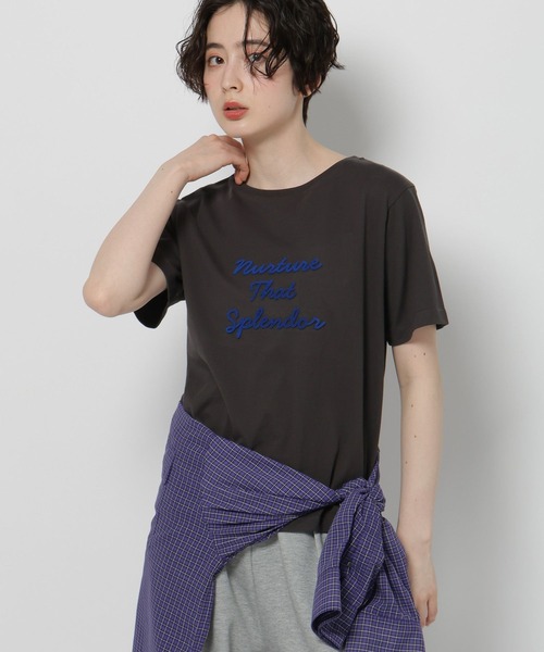 niko and...(ニコアンド)の「レタリング刺繍Tシャツ(Tシャツ/カットソー・レディース・チャコール/オフホワイト/ブラウン・LARGE/MEDIUM)」の20枚目の写真