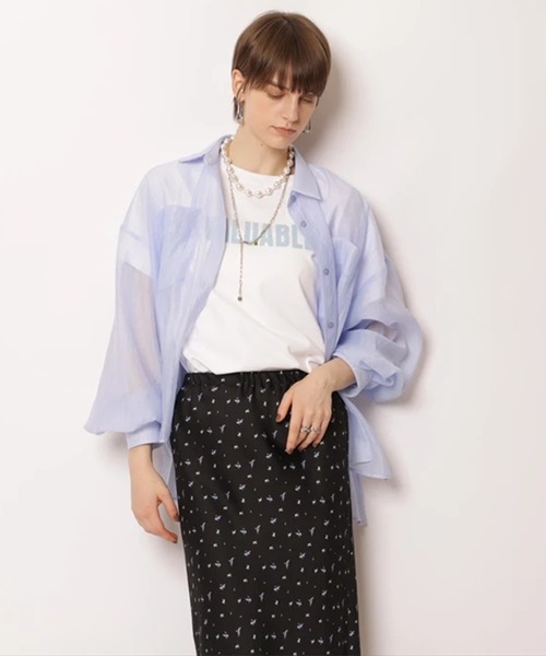 CADUNE(カデュネ)の「ロゴT・シアーシャツアンサンブル(シャツ/ブラウス・レディース・ピンク/ライトグレー/ライトブルー/ホワイト・38)」の4枚目の写真