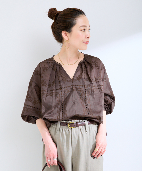 B.C STOCK(ベーセーストック)の「手洗い可 / ハンカチーフカフタンブラウス(シャツ/ブラウス・レディース・ブラック/ホワイト/ブラウン・FREE)」の11枚目の写真