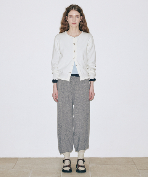 SINOON(シヌーン)の「Silver Pebble Cardigan (Ivory)(カーディガン/ボレロ・レディース・アイボリー・FREE)」の2枚目の写真