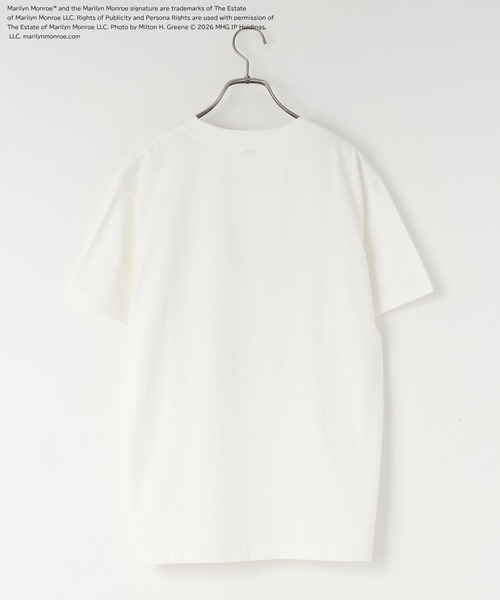 LOWRYS FARM(ローリーズファーム)の「Marilyn MonroeフォトTEE 666047(Tシャツ/カットソー・レディース・アイボリー/オフホワイト/ブラック/ライトブルー・FREE)」の6枚目の写真