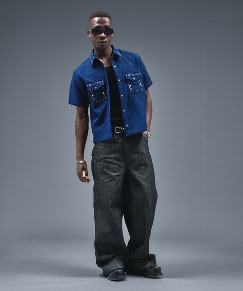 ANDER HUNK(アンダーハンク)の「Studs & Eyelet Design Sier Shirt / スタッズ&アイレットデザインシアーシャツ(シャツ/ブラウス・メンズ・ブラック/ブルー/ブラウン・LARGE/MEDIUM/SMALL)」の22枚目の写真