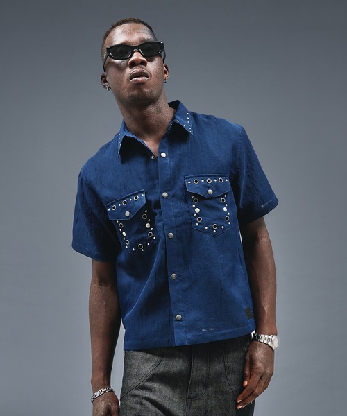 ANDER HUNK(アンダーハンク)の「Studs & Eyelet Design Sier Shirt / スタッズ&アイレットデザインシアーシャツ(シャツ/ブラウス・メンズ・ブラック/ブルー/ブラウン・LARGE/MEDIUM/SMALL)」の20枚目の写真
