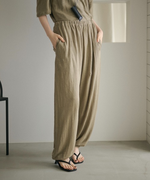 LAULEN(ローレン)の「gathered wide easy pants /ギャザーワイドイージーパンツ(その他パンツ・レディース・カーキ/ホワイト・FREE)」の4枚目の写真