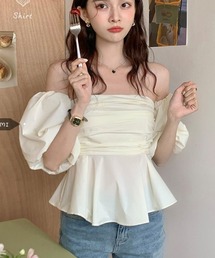 semuse（セミューズ）の「シャーリングオフショル半袖パフスリーブブラウス（シャツ/ブラウス）」