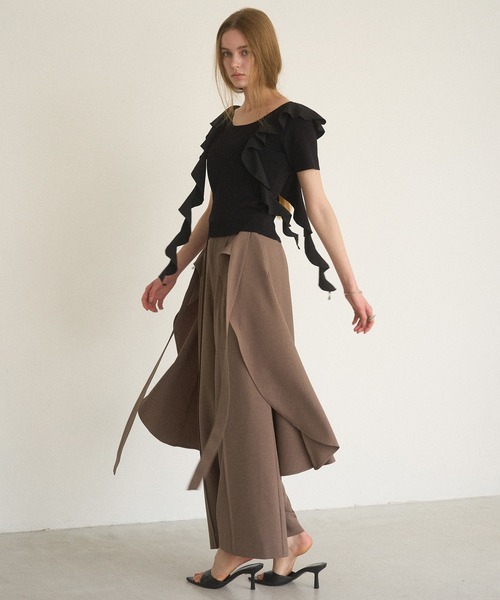 MIELI INVARIANT(ミエリインヴァリアント)の「Ruffle Ribbon Swing Tops(Tシャツ/カットソー・レディース・ブラック/ホワイト・FREE)」の10枚目の写真