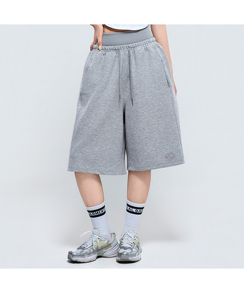 PHYSICAL GARMENTS（フィジカルガーメンツ）の「P5071 ウィメンズレイヤードバermudaパンツ [3COLOR]（その他パンツ・レディース・グレー/ブラック/アイボリー・MEDIUM/SMALL）」の3枚目の写真