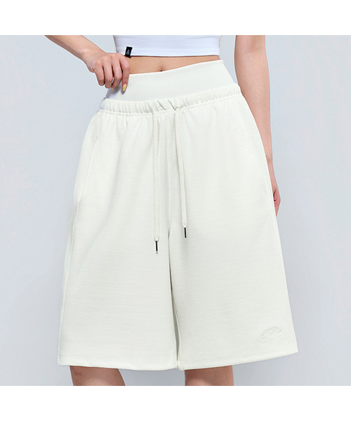 PHYSICAL GARMENTS（フィジカルガーメンツ）の「P5071 ウィメンズレイヤードバermudaパンツ [3COLOR]（その他パンツ・レディース・グレー/ブラック/アイボリー・MEDIUM/SMALL）」の2枚目の写真