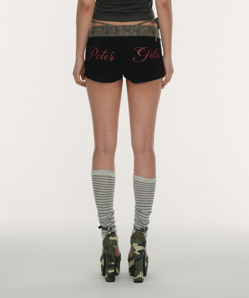 GILAARCHIVE(ギラアーカイブ)の「STRAP WAIST MICRO SHORTS_BLACK(その他パンツ・レディース・その他・FREE)」の1枚目の写真