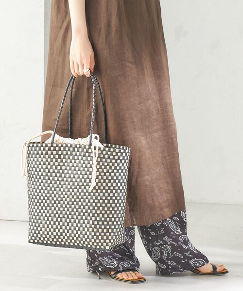 SHIPS（シップス）の「【SHIPS別注】NHE: TO（かごバッグ・レディース・ダークグレー・ONE SIZE）」の10枚目の写真