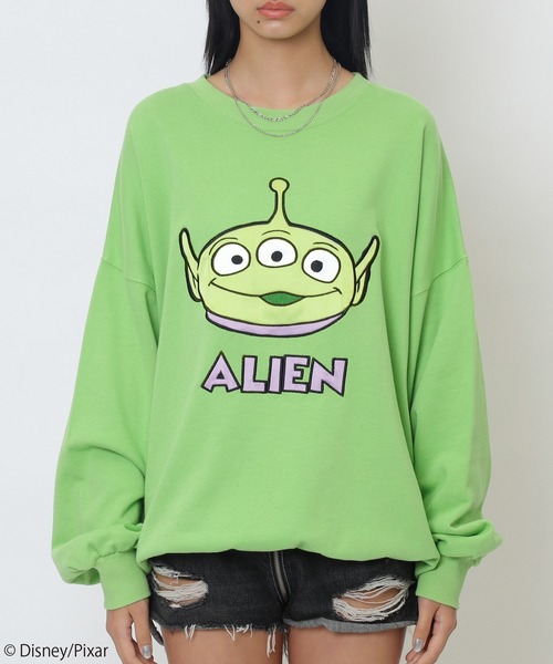 4GEEKS BY SPIRALGIRL(フォーギークスバイスパイラルガール)の「【Disney/Pixar/エイリアン】裏毛プルオーバー(スウェット・レディース・グリーン・FREE)」の4枚目の写真