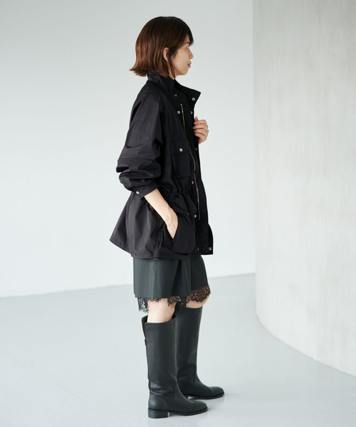 IENA（イエナ）の「《手洗い可》撥水ポリエステルツイルユーティリティジャケット（その他アウター・レディース・カーキ/ブラック・FREE）」の16枚目の写真