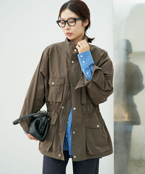 IENA（イエナ）の「《手洗い可》撥水ポリエステルツイルユーティリティジャケット（その他アウター・レディース・カーキ/ブラック・FREE）」の17枚目の写真