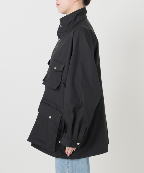 IENA(イエナ)の「《/手洗い可》撥水ポリエステルツイルユーティリティジャケット(その他アウター・レディース・カーキ/ブラック・FREE)」の4枚目の写真