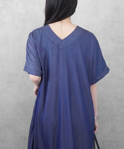 SELECT LEVERY(セレクトリベリー)の「ポケット付き楽ちんVネックロングワンピース(ワンピース・レディース・ブラック/ミント/ネイビー・MEDIUM/LARGE)」の14枚目の写真