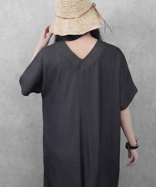 SELECT LEVERY(セレクトリベリー)の「ポケット付き楽ちんVネックロングワンピース(ワンピース・レディース・ブラック/ミント/ネイビー・MEDIUM/LARGE)」の22枚目の写真