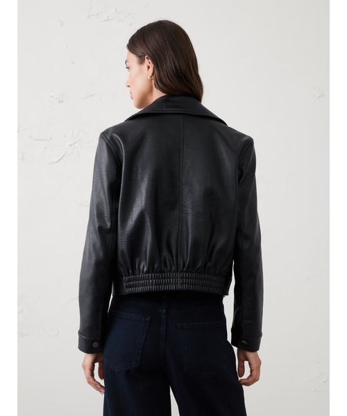 BANANA REPUBLIC FACTORY STORE(バナナリパブリック ファクトリーストア)の「BANANA REPUBLIC FACTORY STORE ヴィーガンレザー クロップドモトジャケット(ライダースジャケット・レディース・ブラウン/ブラック・XS/S/M/L)」の5枚目の写真