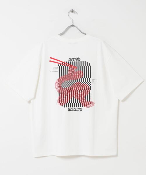 Collaboration URBAN RESEARCH(コラボレーションアーバンリサーチ)の「KAMUKURA×UR T-SHIRTS Lantern(Tシャツ/カットソー・メンズ・ホワイト系その他/チャコールグレー/ホワイト/レッド/ブラウン・LARGE/MEDIUM/SMALL)」の17枚目の写真
