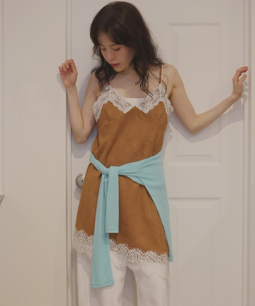 Mili affinity(ミリアフィニティー)の「スウェードキャミワンピース(ワンピース・レディース・キャメル/アイボリー/ブラック/ブラウン・FREE)」の9枚目の写真