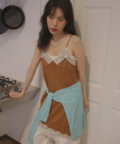 Mili affinity(ミリアフィニティー)の「スウェードキャミワンピース(ワンピース・レディース・キャメル/アイボリー/ブラック/ブラウン・FREE)」の11枚目の写真