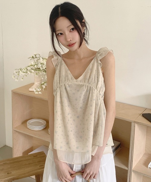STAY MOTION（ステイモーション）の「【WEB限定】小花柄フリルシアーブラウス［骨格ウェーブ／フェミニン／ガーリー／韓国ファッション］（シャツ/ブラウス・レディース・アイボリー/オフホワイト・F）」の8枚目の写真