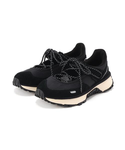 UGG（アグ）の「UGG/アグ/RetroFi Low Ballet Sneaker/レトロファイ ロー バレエ スニーカー/1184511（スニーカー・レディース・アイボリー/ブラック・7/6/8）」の12枚目の写真