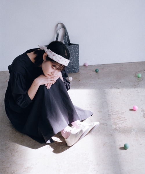 shesaidthat(シーセッドザット)の「shesaidthat - ギャザーワンピース / Gather Dress(ワンピース・レディース・ネイビー/ホワイト・FREE)」の3枚目の写真