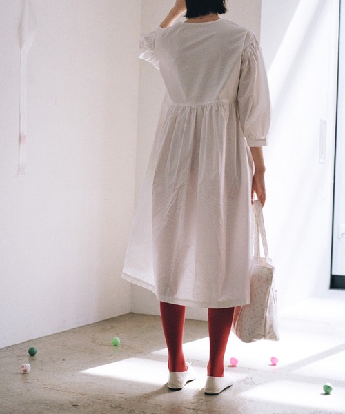 shesaidthat(シーセッドザット)の「shesaidthat - ギャザーワンピース / Gather Dress(ワンピース・レディース・ネイビー/ホワイト・FREE)」の10枚目の写真