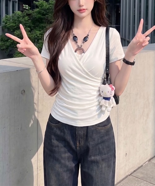 Girly Doll（ガーリードール）の「フェイクレイヤードビーズホルターネック半袖トップス（Tシャツ/カットソー・レディース・グレー/ホワイト/ブラック/ブラウン・FREE）」の9枚目の写真