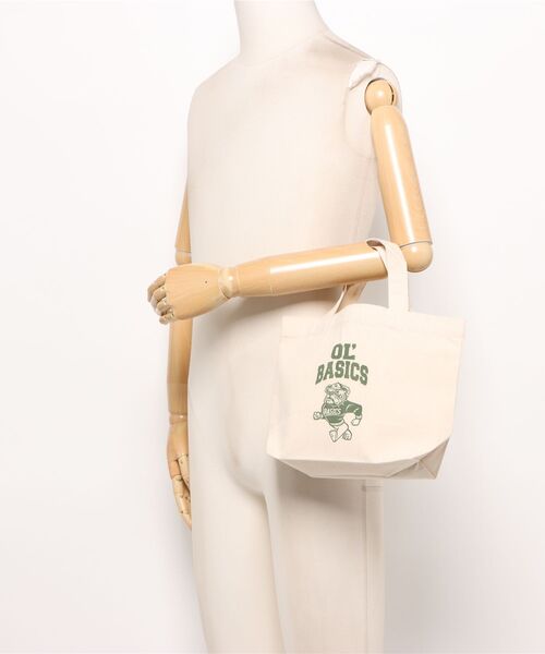 Ol' Basics（オールベーシックス）の「Ol' Basics（オール・ベーシックス） トートバッグ キャンバス ブルドッグイラスト カレッジロゴ プリント 鞄 BAG アメカジ メンズ レディース ユニセックス Sサイズ（トートバッグ・レディース・ベージュ系2/ベージュ系1・FREE）」の7枚目の写真