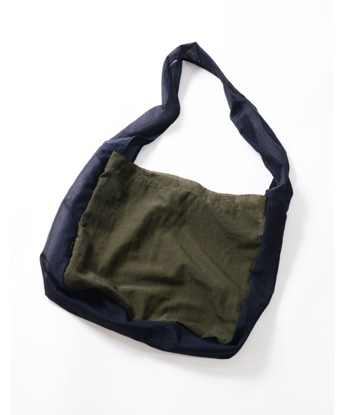 master-piece(マスターピース)の「master-piece / Airys ポケッタブルショルダーバッグ / NO.03072(ショルダーバッグ・メンズ・ブラック/オリーブ・FREE)」の2枚目の写真