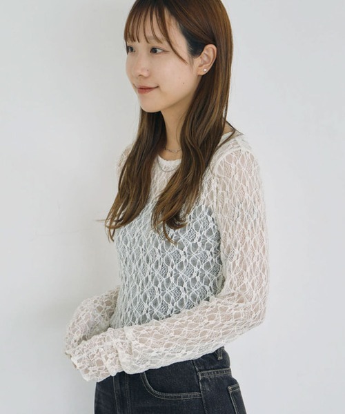 archives(アルシーヴ)の「フロッキードットアソートカットレースTOPS(Tシャツ/カットソー・レディース・アイボリー/ホワイト×ブラック/ブラック×ホワイト/ブラック・MEDIUM)」の5枚目の写真
