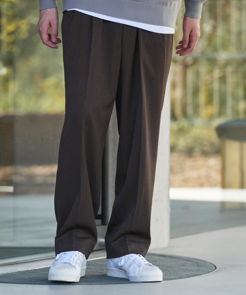 URBAN RESEARCH DOORS(アーバンリサーチドアーズ)の「『UR TECH』完声2タックワイドトラウザー(その他パンツ・メンズ・ブラック/ブラウン/チェック・MEDIUM/LARGE/SMALL)」の11枚目の写真
