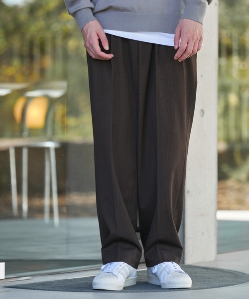 URBAN RESEARCH DOORS(アーバンリサーチドアーズ)の「『UR TECH』完声2タックワイドトラウザー(その他パンツ・メンズ・ブラック/ブラウン/チェック・MEDIUM/LARGE/SMALL)」の12枚目の写真
