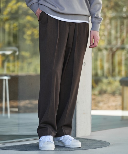 URBAN RESEARCH DOORS(アーバンリサーチドアーズ)の「『UR TECH』完声2タックワイドトラウザー(その他パンツ・メンズ・ブラック/ブラウン/チェック・MEDIUM/LARGE/SMALL)」の14枚目の写真