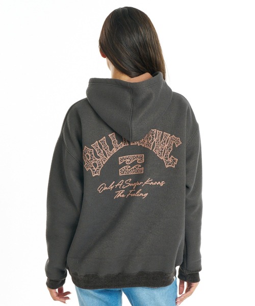 BILLABONG(ビラボン)の「BILLABONG ウィメンズ SHAGGY BONDING ARCH PARKA パーカー 【2026年秋冬モデル】/ビラボンバックプリントプルオーバーフーディー(パーカー・レディース・アイボリー/オフホワイト/ブルー系その他・MEDIUM/LARGE)」の16枚目の写真