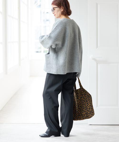 Spick & Span(スピックアンドスパン)の「2WAYストレッチスリムストレートパンツ(スラックス・レディース・ブラック/ベージュ・36/38)」の15枚目の写真