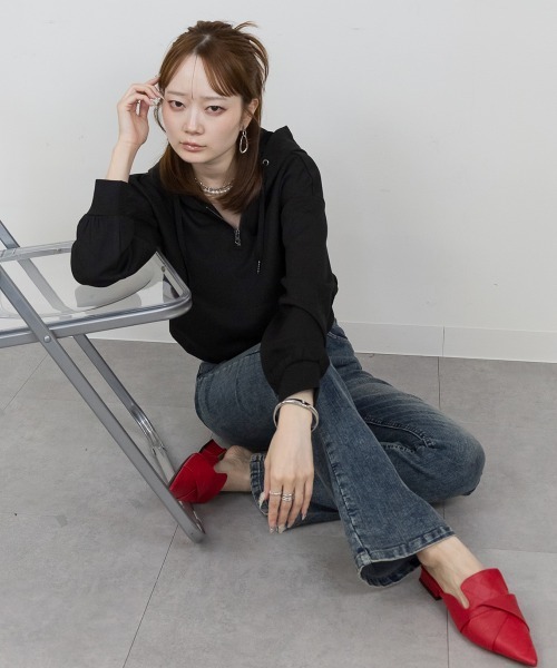 mellomela.(メロメラ)の「ダブルフェイスハーフジップショート丈フーディー(パーカー・レディース・杢グレー/ブラック・M)」の9枚目の写真