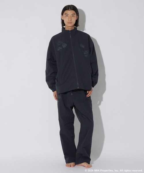 LAKOLE（ラコレ）の「[NBA]トラックジャケット / 1057719（ナイロンジャケット・メンズ・ネイビー/ブラック・MEDIUM/LARGE）」の3枚目の写真