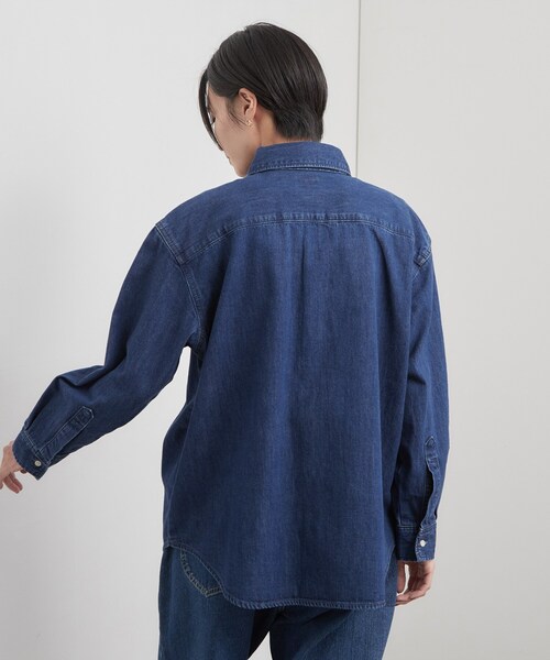 OPAQUE.CLIP(オペークドットクリップ)の「【Lee別注】ワークデニムシャツ(シャツ/ブラウス・レディース・ネイビー/ブルー系その他・99)」の10枚目の写真