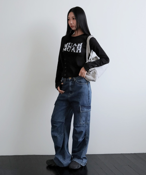 muahmuah（ムーアムーア）の「スリットスナップボタン長袖Tシャツ [ブラック]（Tシャツ/カットソー・レディース・その他・FREE）」の9枚目の写真