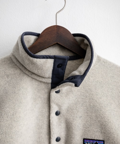 patagonia(パタゴニア)の「Patagonia パタゴニア M S LW SYNCH SNAP T P O シンチラフリーススナップボタン長袖プルオーバー(その他トップス・メンズ・ブラック/キナリ/ブルー・S/M/L/XL)」の12枚目の写真